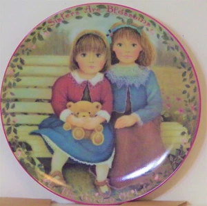 Plato Chantal Poulin - "Las hermanas son flores" - #835B - Imagen 1 de 2