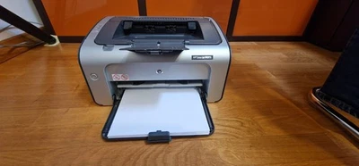 Stampante HP LaserJet P1006 monocrome A4 - Immagine 1 di 3