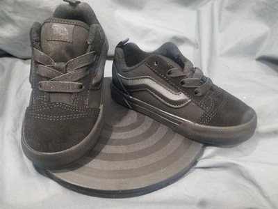Zapatillas escolares Vans para niños pequeños Knu negras blancas talla 9 ¡NUEVAS SIN CAJA! Foto 1 de 4