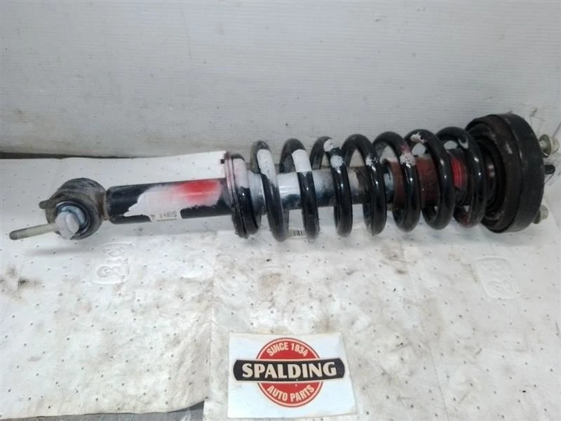 Puntal delantero derecho pasajero de Ford F150 2022 10196946 Foto 1 de 4