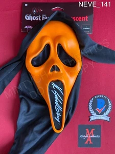 Máscara fluorescente Ghostface firmada por Neve Campbell Beckett certificado de autenticidad Scream Sidney - Imagen 1 de 9