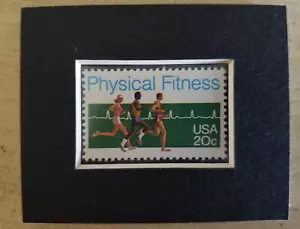 FRANCOBOLLO OPACO INUTILIZZATO USA 1983 20 CENTESIMI PER FITNESS FISICO - Foto 1 di 1