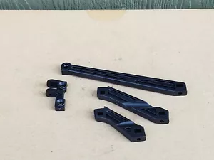 MUGEN SEIKI MBX8 F/R CHASSIS BRACE #2 - Picture 1 of 1
