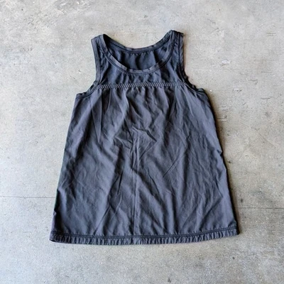 Camiseta sin mangas negra Ivivva para niñas talla 10 Foto 1 de 4