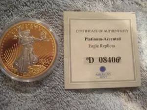 AMERICAN MINT 1933 GOLD DOUBLE EAGLE PROOF COIN (LIBERTY PLATINUM ACCENTED) - Picture 1 of 4
