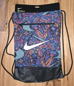 NWT Nike Brasilia Drawstring Bag Unisex Sportswear BA6049-010 Printed Gymsack - Picture 1 of 5