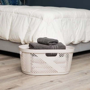 Mind Reader 40L Laundry Basket Clothes Hamper, Wicker Design, Plastic, Ivory - Picture 1 of 6
