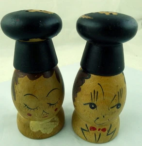 Chef Fat Head Shakers Wooden Salt and Pepper Vintage Black Toque Pair - Picture 1 of 4