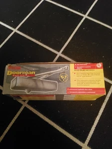 Cierrapuertas Ryobi Talla IV DM104ULS Plateado - Imagen 1 de 7