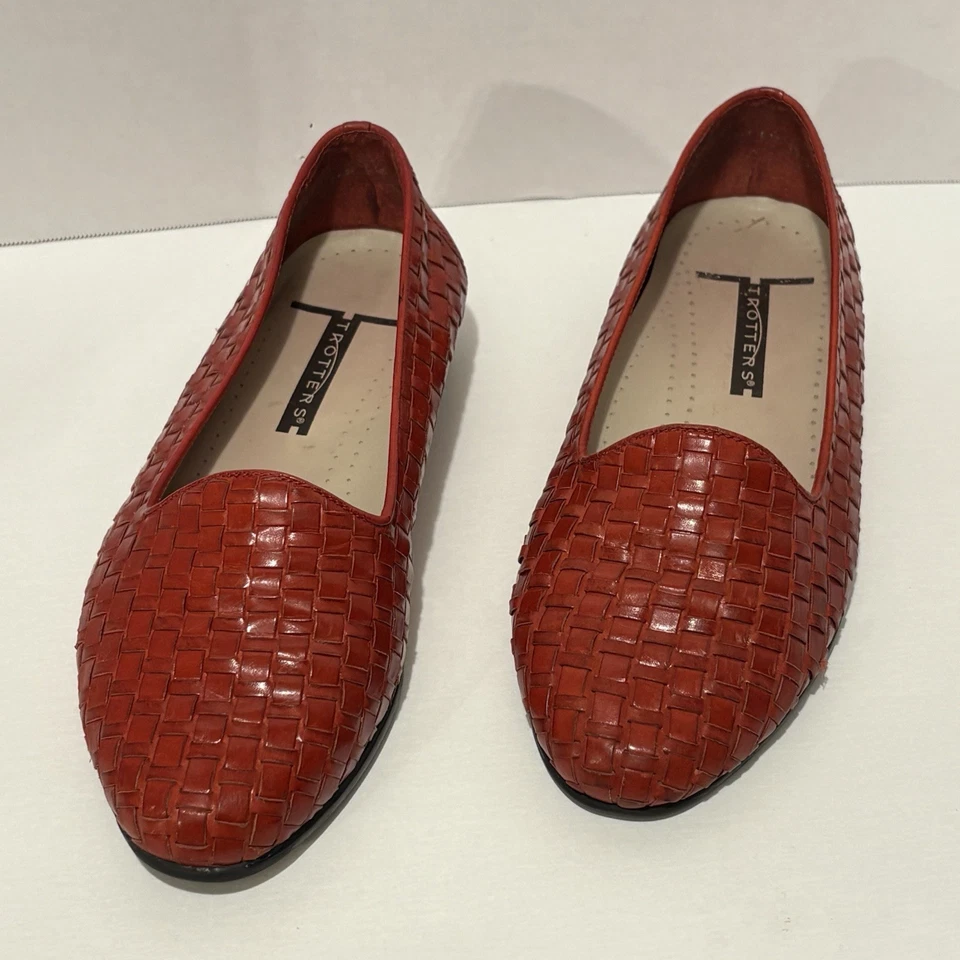 Мокасины Trotters Liz женские плоские 7WW красная кожаная корзина плетеные без шнуровки - Изображение 1 из 4