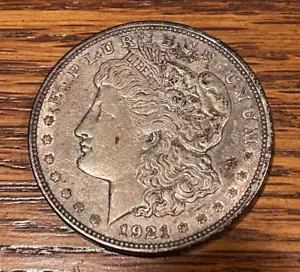Dólar Morgan 1921 D en muy buen estado muy bueno 90% plata $1 moneda de EE. UU. coleccionable 012 - Imagen 1 de 2