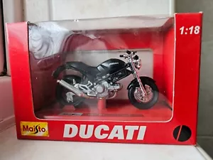 Maisto Ducati Monsterdark 1: 18 Model - Picture 1 of 1