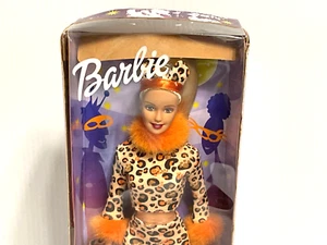 2002 Mattel Maskerade Party Barbie #56284 New Damaged Box - Picture 1 of 7