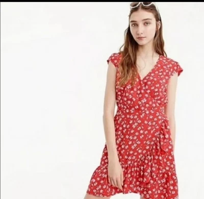 J. Vestido Corto Rojo Crew Mercantile Imitación Envolvente Estampado Floral Talla 10 Cremallera Cuello en V Foto 1 de 4