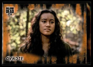 2018 Topps Walking Dead Hunters and the Hunted Orange Parallel #99 Cyndie - Imagen 1 de 2