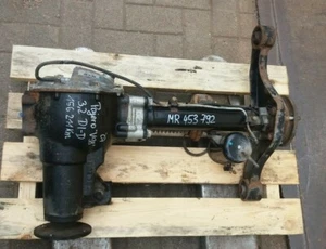 Mitsubishi Pajero V90 3,2 DI-D "07-10 Differential vorne MXW MR453792 LagerH12 - Bild 1 von 3
