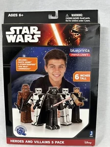 Star Wars Paper Craft - Picture 1 of 2