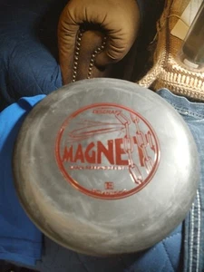 DISPOSITIVO DI RICERCA CATENA MAGNETICA PRO-D Discraft nero frisbee disco golf putt& approac - Foto 1 di 8