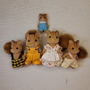 Vintage Sylvanian Families Calico Critters Eichhörnchen Familie Epoche Spielzeug Tier Puppe - Bild 1 von 13