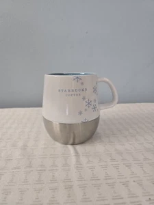 Starbucks Kaffeebecher Tasse Holiday weiß blau Schneeflocken Silber 14 fl oz Vintage 2007 - Bild 1 von 6