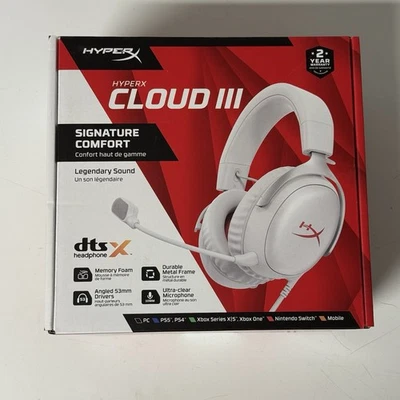 Auriculares con cable para juegos HyperX Cloud III para PC/PlayStation 4/5/Switch (blanco-rojo) Foto 1 de 4