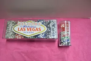 Fabulous Las Vegas Poker Chips Set of 115 chips W/ 4 dice - Picture 1 of 3