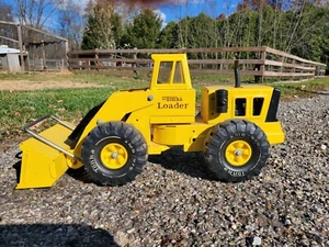 Vintage 1968 Mighty Tonka Diesel Front End Loader Tractor Pressed Steel 3920 - Picture 1 of 5