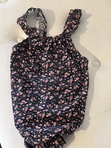 Gap Kids Girls Swimsuit Swim floral black white Size XS 4/5 4T 5T - Picture 1 of 4
