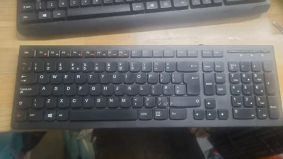 Lenovo LXH-EKB-10YA Ultra Slim Wired USB Keyboard - Image 1 of 2