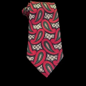 Hugo Boss Men's Necktie Tie Red/Green Paisley Design 100% Silk Made in Italy - Picture 1 of 4