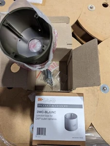 Digital Watchdog DWC-BLJUNC ANSCHLUSSDOSE FÜR BULLET KAMERAS (NEU IM KARTON) - Bild 1 von 2
