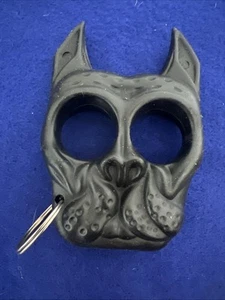 Black Dog Self Defense Keychain 2 Finger Key Chain Plastic - Picture 1 of 3