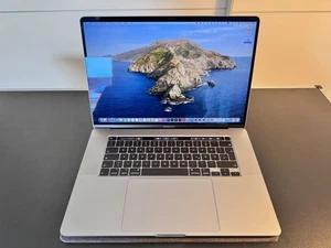 MacBook Pro 16 Zoll, i9 8-Core, 2,3 GHz, 32 GB Arbeitsspeicher, 1 TB - Bild 1 von 8