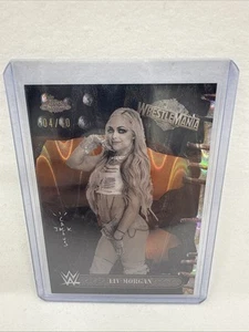 Topps WWE Chrome 2025 Cactus Jack LIV MORGAN /10 Black Raywave #5 - Foto 1 di 2