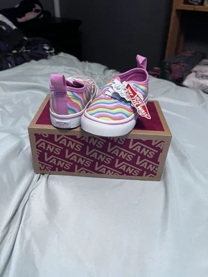 Furgonetas arco iris para niños pequeños nuevas con etiquetas talla 8 Foto 1 de 3