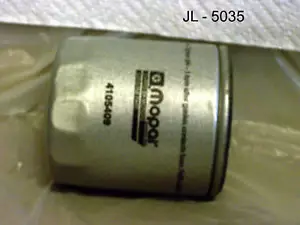 Chrysler Motors Parts - Mopar Oil Fluid Filter Element - P/N: 4105409 (NOS) - Picture 1 of 10