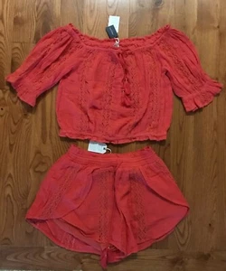 AMERICAN EAGLE RED 2 PIECE SET NEW WITH TAGS - Picture 1 of 1