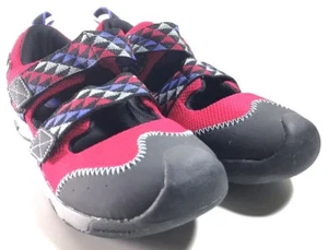 New Balance Kids Outdoor Shoes, Size 4 - Picture 1 of 3