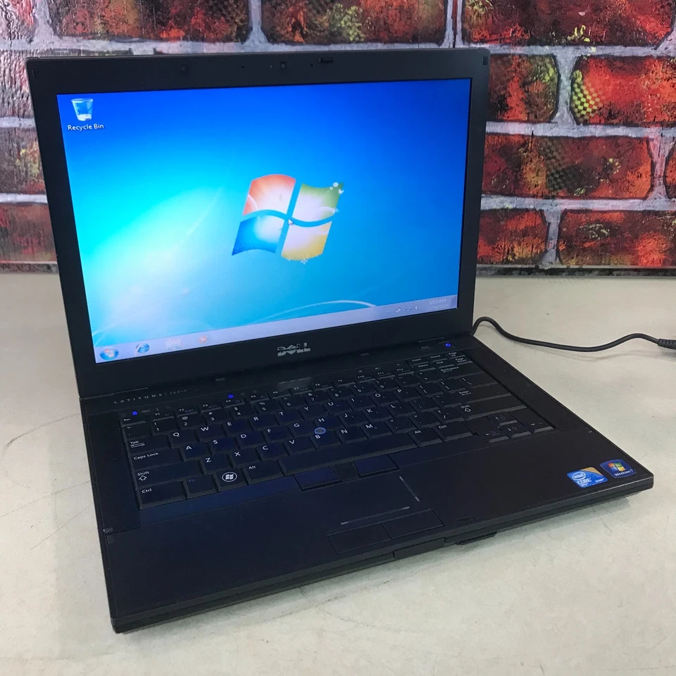 Laptop retro para juegos Dell Latitude E6410 i5-M520 2,40 GHz 4 GB RAM (Windows 7 Pro) Foto 1 de 4