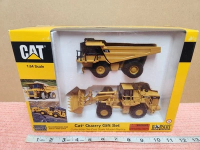 2002 CAT Quarry Gift Set 775E Off Highway Truck & 988G Wheel Loader Diecast 1:64 - Image 1 of 4