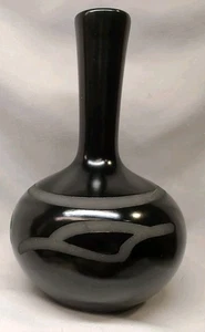George & Georgene Garrett Black Southwestern Handmade Pottery Vase Signed 1987 - Bild 1 von 8