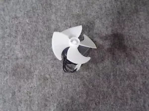 WP2315549 WHIRLPOOL KENMORE KITCHENAID EVAPORATOR FAN - Picture 1 of 2