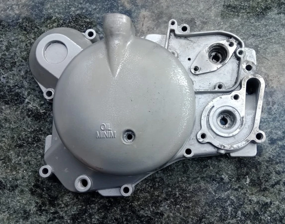  APRILIA RS 50 Derbi GPR 50 09 13 Coperchio Carter Lato Frizione CM1507044 - Imagen 1 de 1