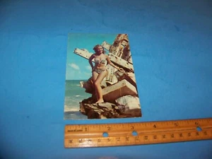 Vintage Bathing Beauty Postcard - Picture 1 of 2