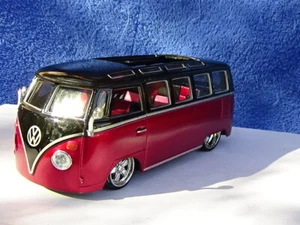 Maisto Ridez Volkswagen Van "Samba", 1/25 Scale Black and Red - Picture 1 of 12