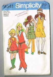 Girls Jumper Pants Skirt Simplicity 9541 Pattern 1970's VTG Fashion Size 10.5 - Picture 1 of 2