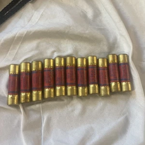 11x EAGLE 25Amp 250V FUSIBILI A CARTUCCIA NON RINNOVABILI, 25 AMP 25A #655 Fusibile - Foto 1 di 3