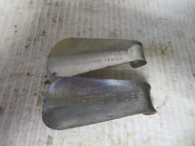 2 cuernos de zapato vintage, Wellington, Kansas. Lockes para hombre y niño Foto 1 de 3
