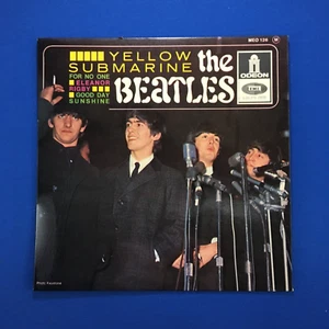 BEATLES Yellow Sub No One E Rigby Good Day 1966 P/S 7" EP 45rpm Odeon FRANCE EX - Picture 1 of 4