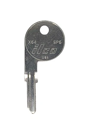 1 Maserati Biturbo Cupé X64 SF6 AR8 AL6 AF10 FT40 1983-1987 Llave en Blanco Foto 1 de 4